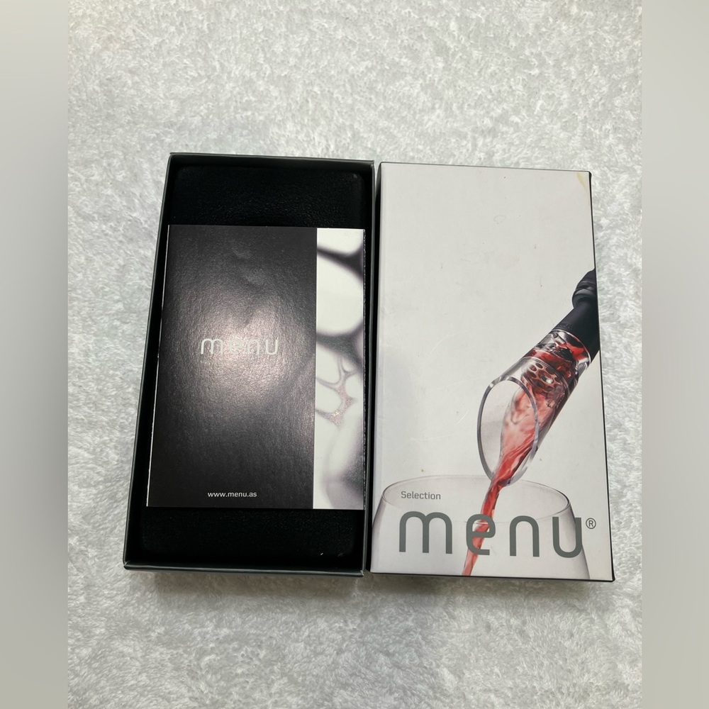 New “MENU” Decanting pourer, in box